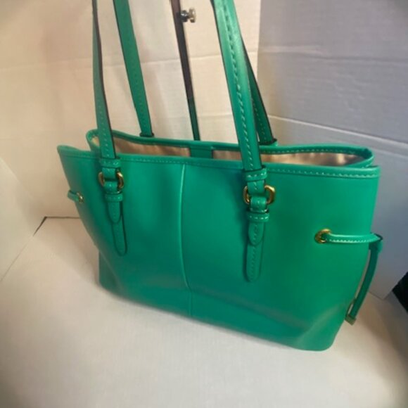 PEYTON SAFFIANO LEATHER DRAWSTRING CARRYALL (COACH F29362) - Picture 4 of 9